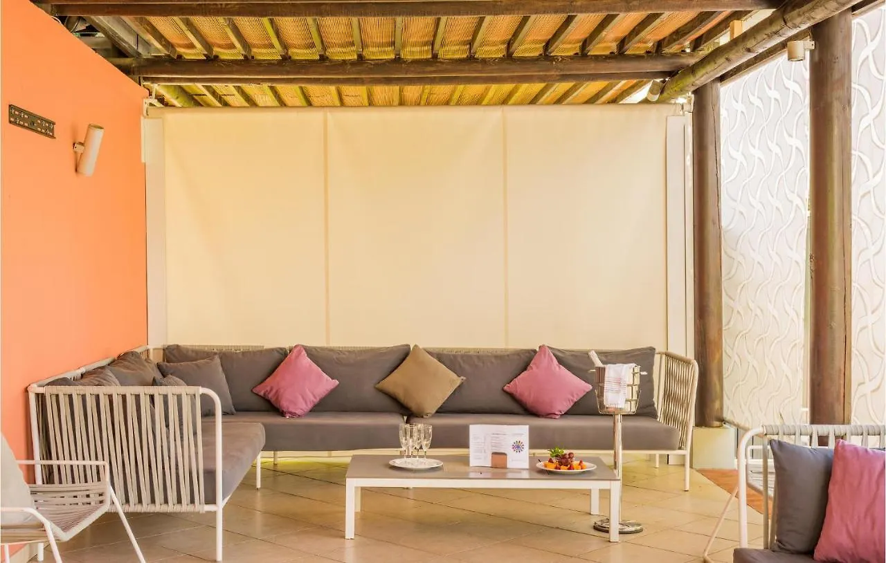 Awesome Apartment In Estepona With Kitchenette
